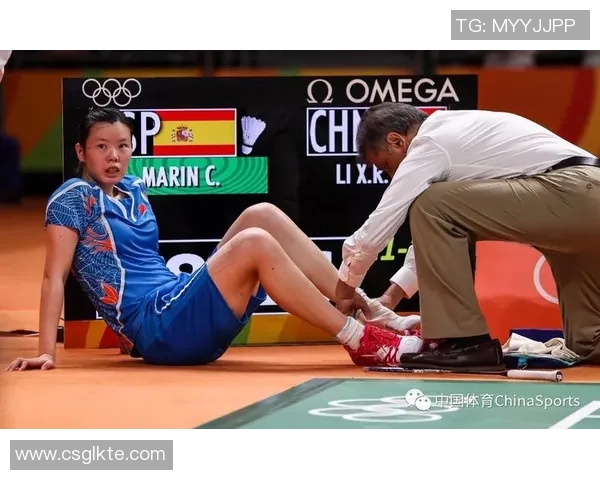 足球球星康复历程全景记录展现重返赛场的坚毅与力量